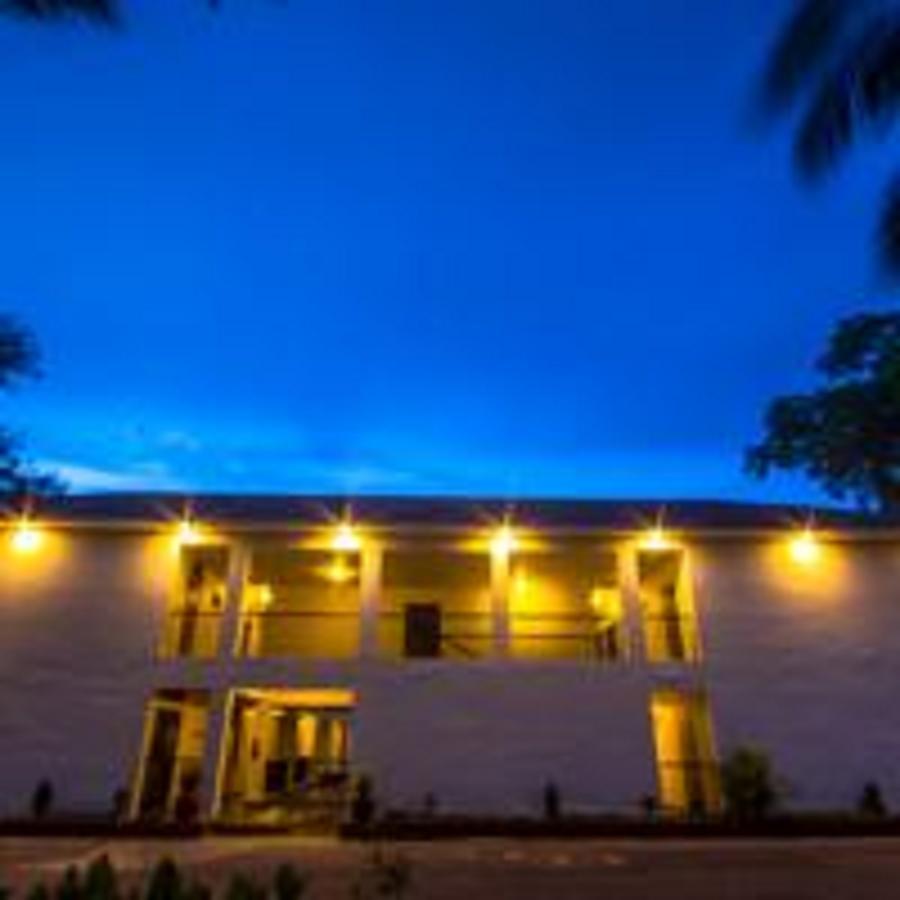 Sakura Inn Баган Экстерьер фото